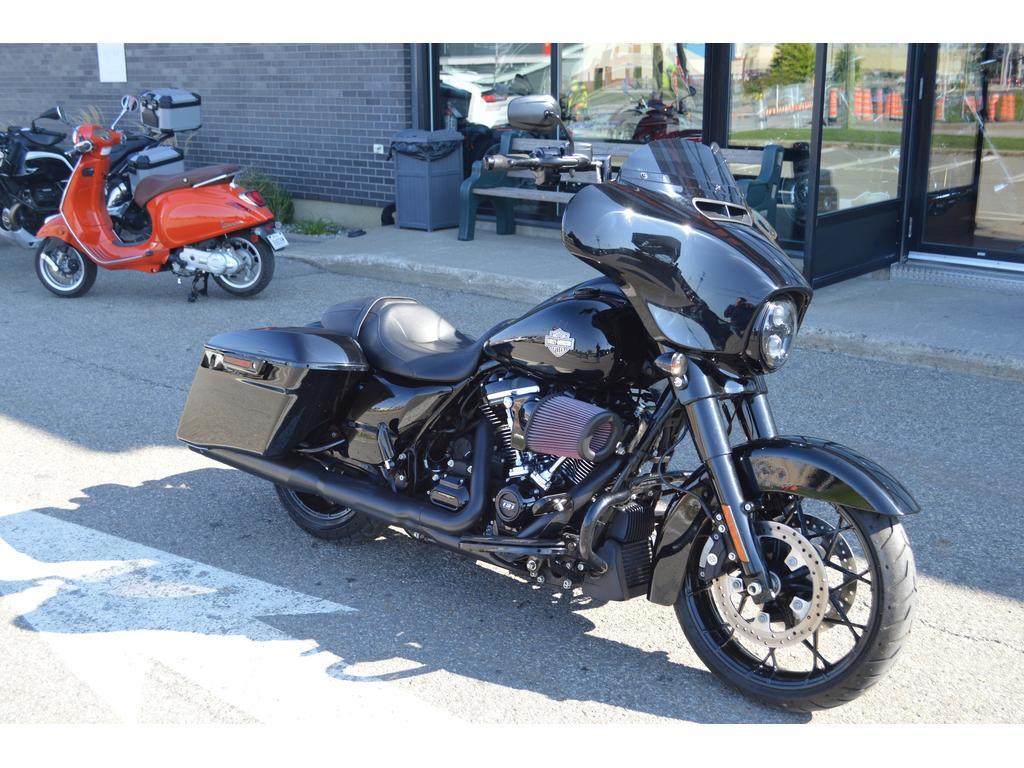 Moto tourisme Harley-Davidson 2023 à vendre