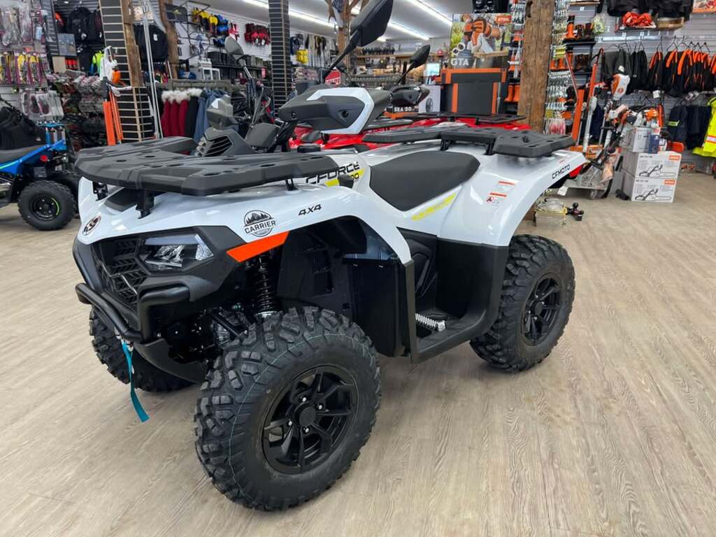 VTT Multiusage CFMOTO CForce 500 HO 2025 à vendre