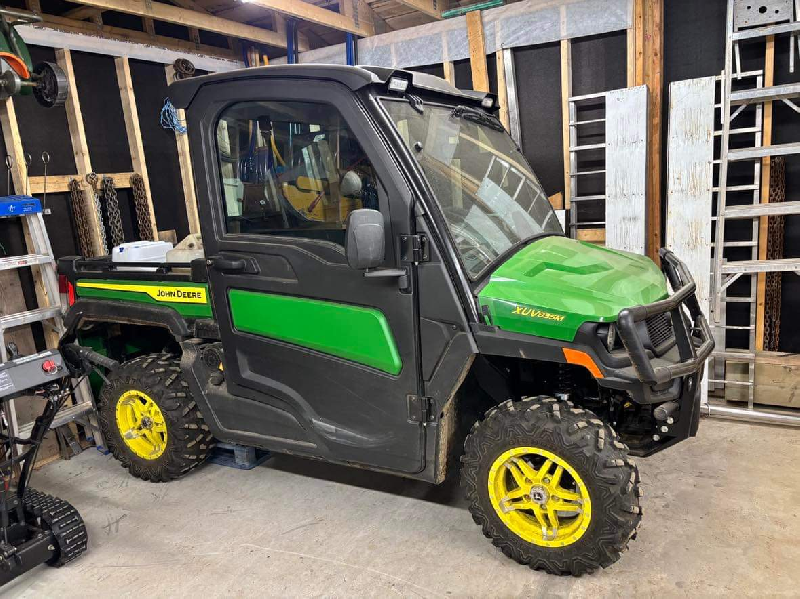 VTT Côte-à-côte John Deere Gator 2023 à vendre
