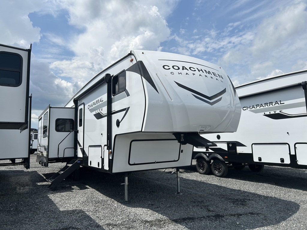 Caravane à sellette Chaparral  2026 à vendre