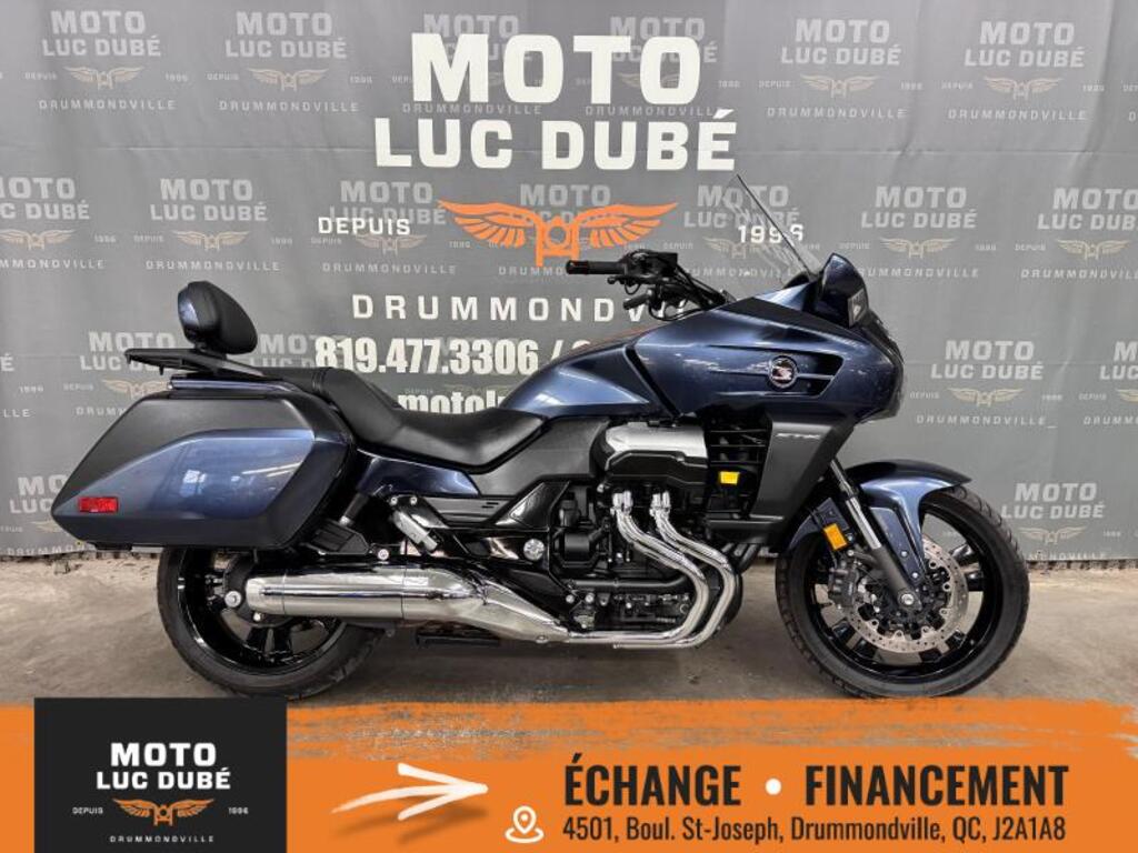 Moto tourisme Honda  2014 à vendre