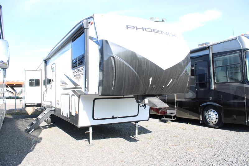 Fifth Wheel Shasta  2022 à vendre