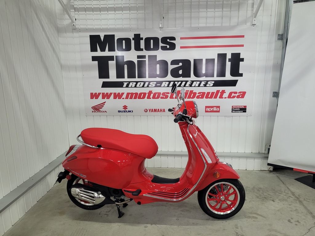 Scooter Vespa 2023 à vendre