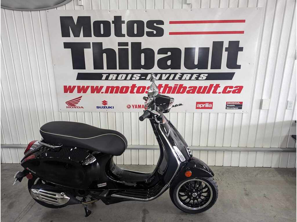 Scooter Vespa 2023 à vendre