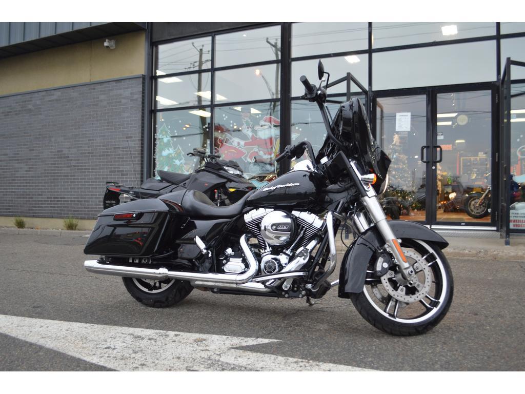 Moto tourisme Harley-Davidson 2014 à vendre