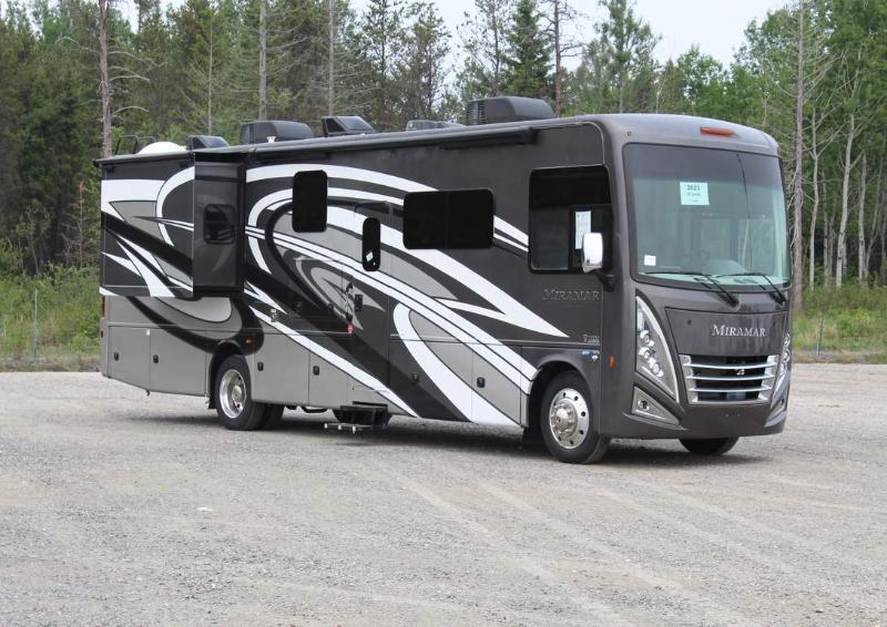 VR Classe A Thor Motor Coach  2023 à vendre