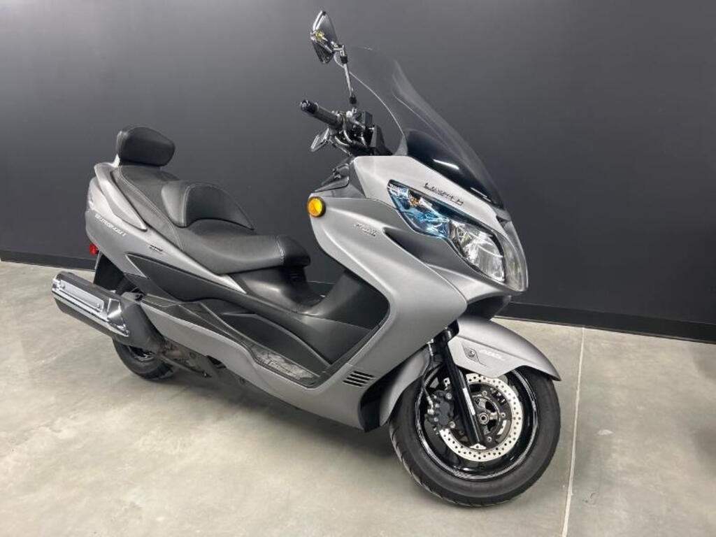 Scooter Suzuki  2016 à vendre