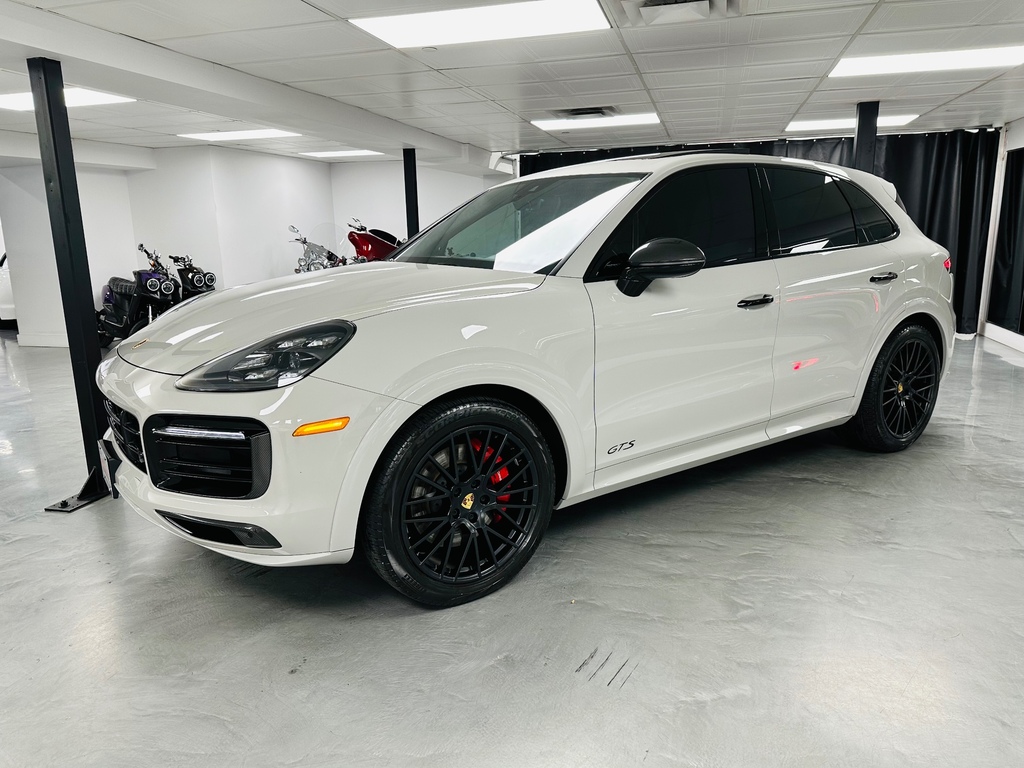 Utilitaire sport Porsche Cayenne 2021 à vendre