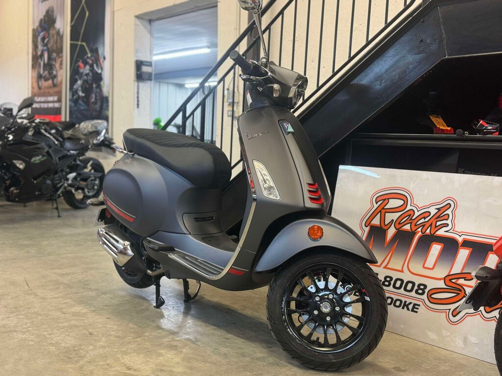 Scooter Vespa Sprint 50 2023 à vendre