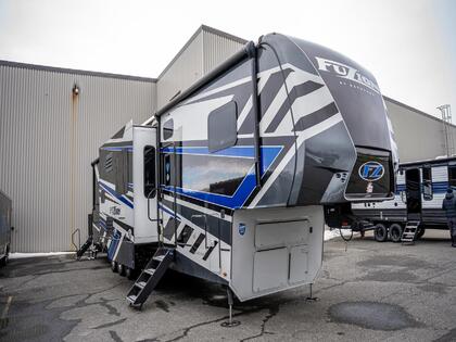 Caravane à sellette Keystone RV Fuzion 2023 à vendre