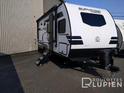 Roulotte Forest River Surveyor 2024 à vendre
