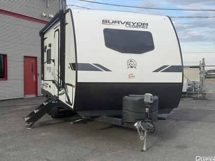 Roulotte Forest River Surveyor 2022 à vendre