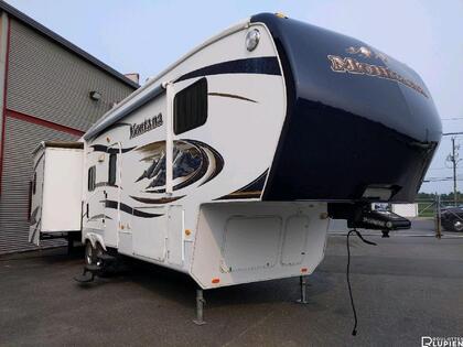 Caravane à sellette Keystone RV 2010 à vendre
