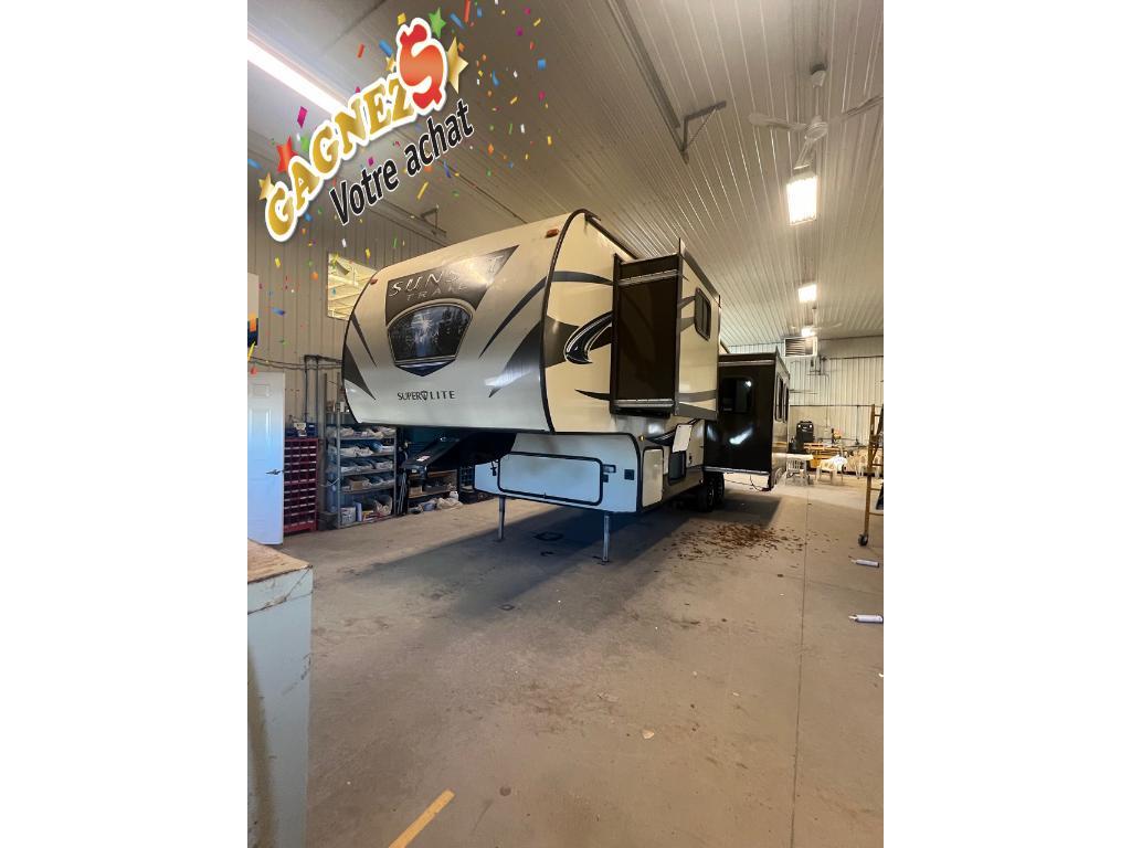 Caravane à sellette Sunset Trail 280RL 2014 à vendre