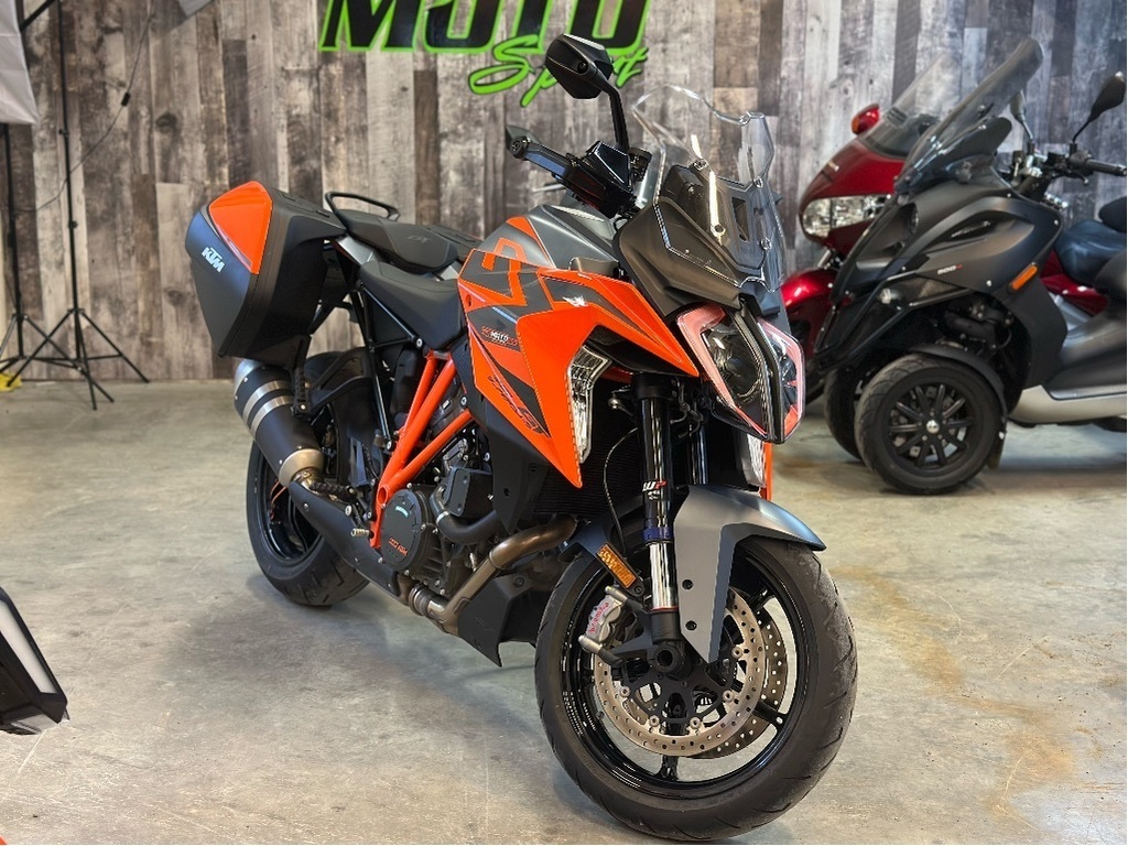 Moto tourisme KTM 1290 Super Duke GT 2024 à vendre