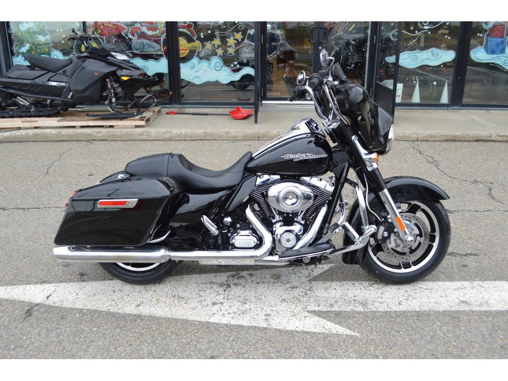 Moto tourisme Harley-Davidson 2012 à vendre