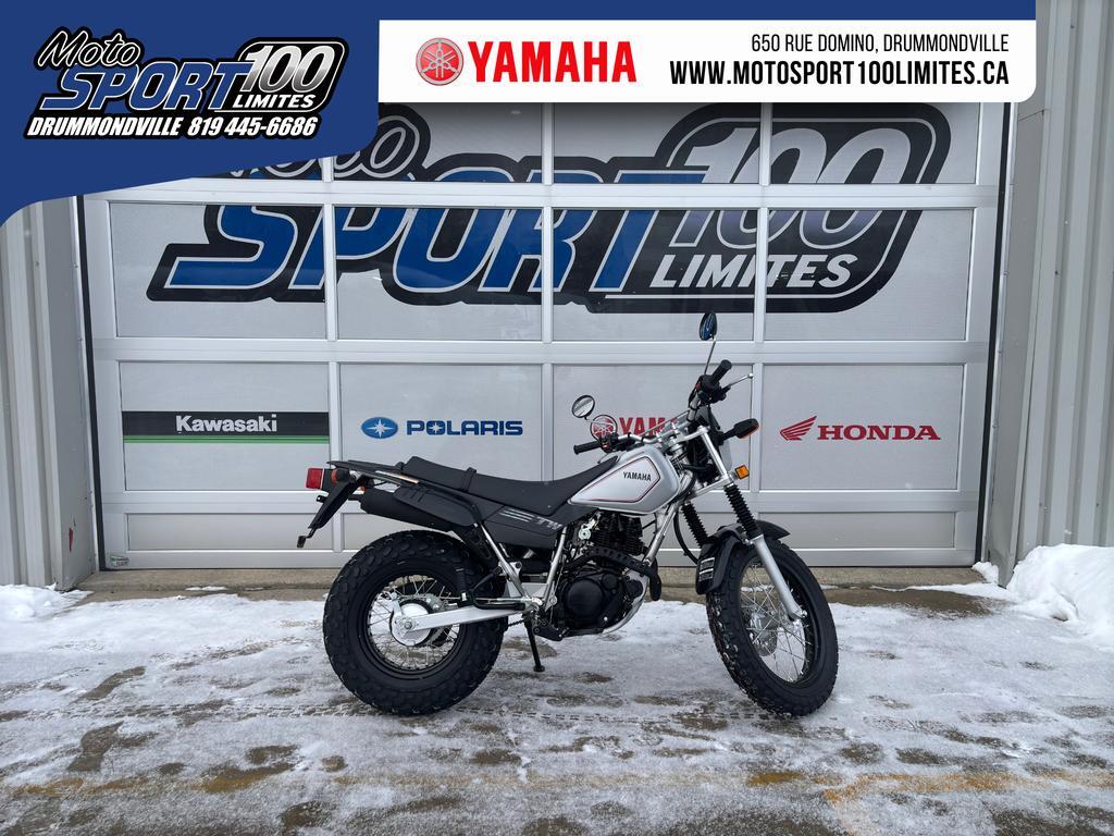 Moto double usage Yamaha TW200 2025 à vendre