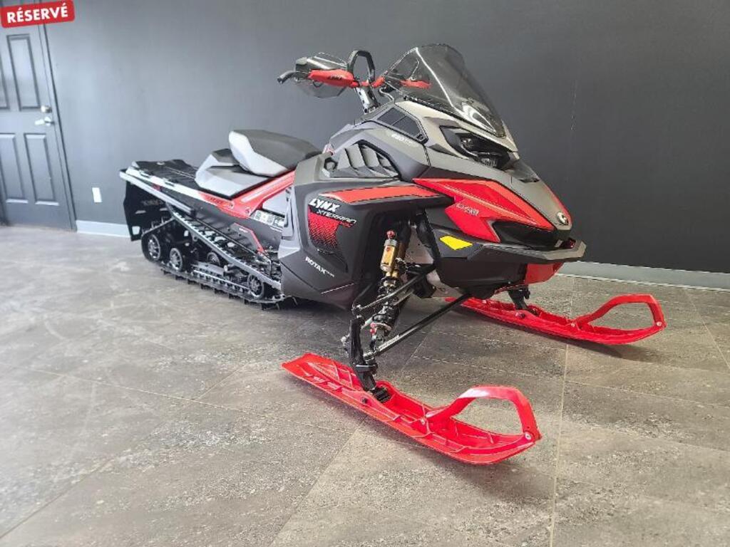 Motoneige Ski-Doo  2025 à vendre