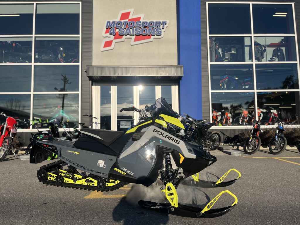 Motoneige Polaris  2022 à vendre