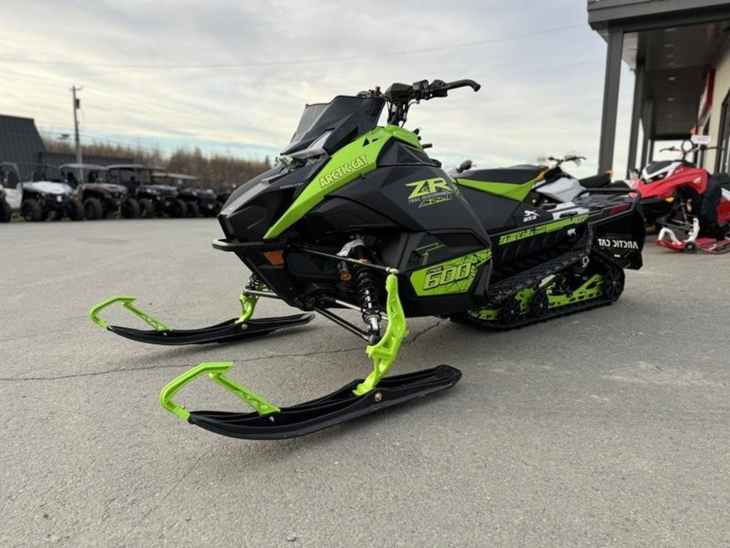 Motoneige Arctic Cat ZR 600 SNO PRO CATALYST 2025 à vendre