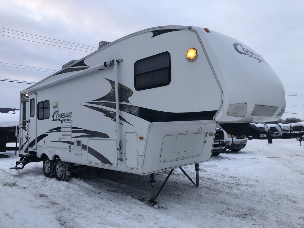 Caravane à sellette Cougar  2006 à vendre