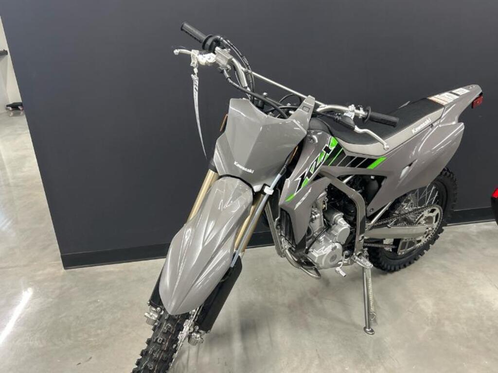 Moto double usage Kawasaki 2025 à vendre