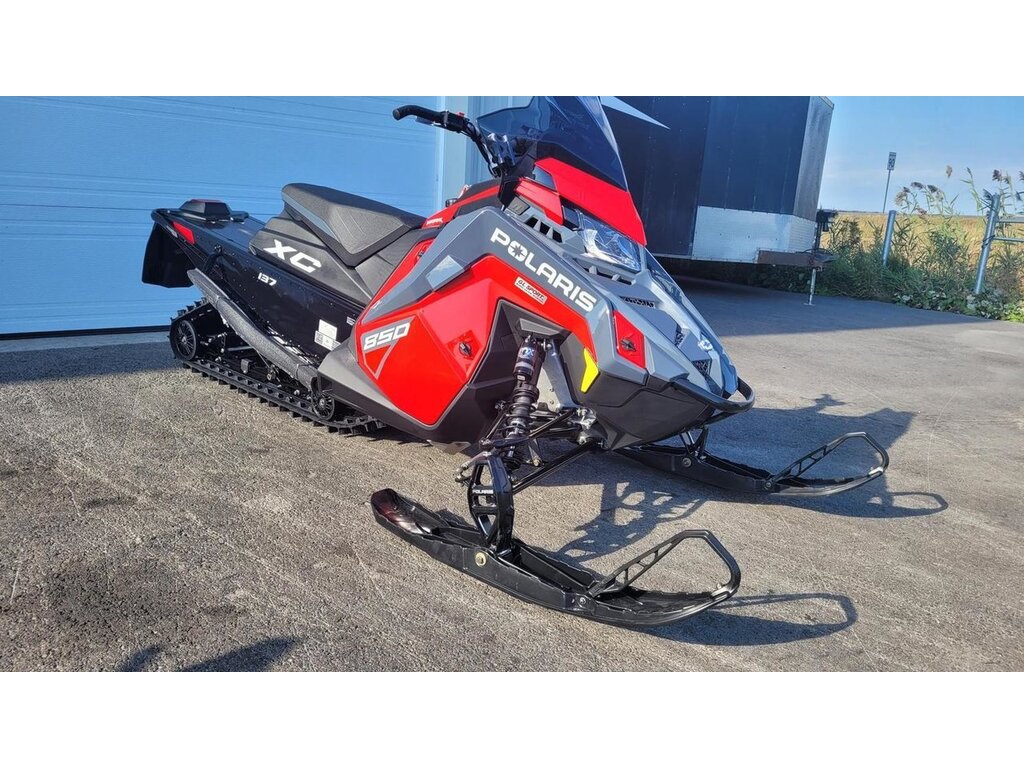 Motoneige Polaris  2024 à vendre