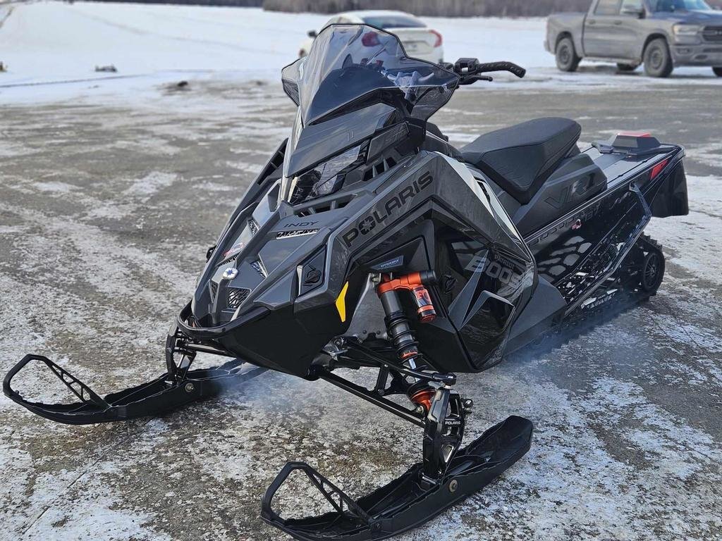 Motoneige Polaris 2025 à vendre