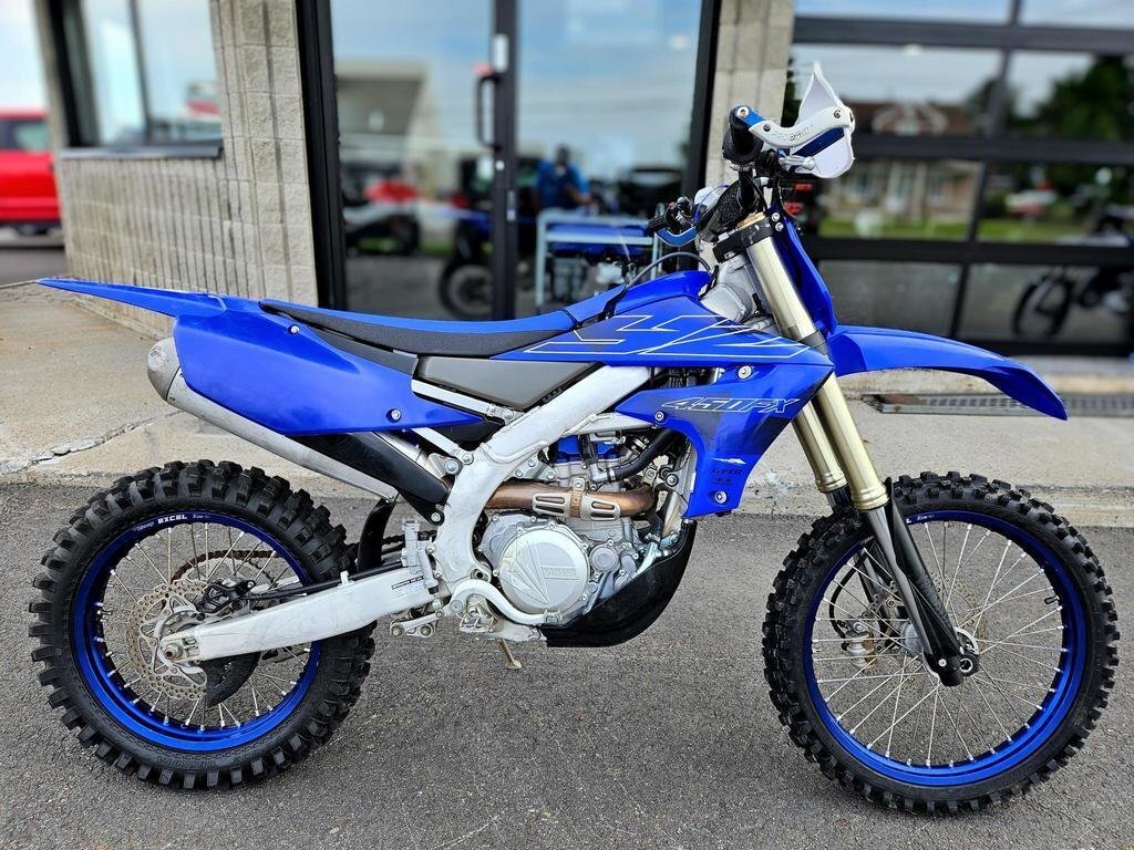 Moto routière/cruiser Yamaha  2022 à vendre