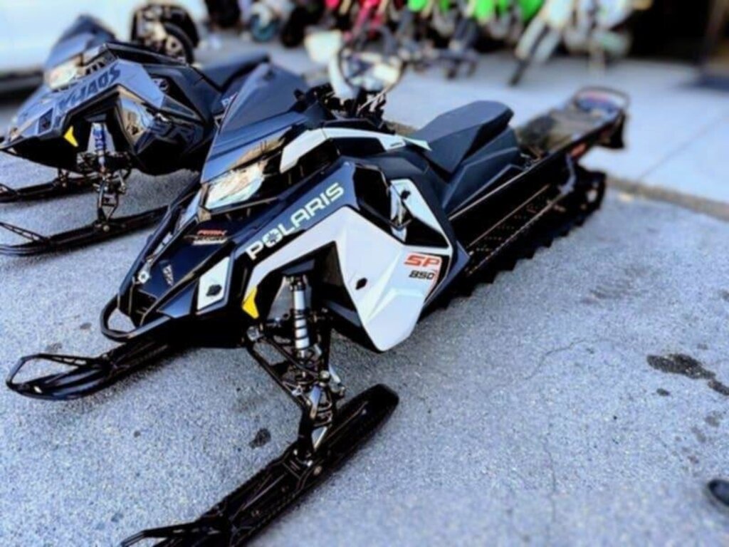 Motoneige Polaris  2025 à vendre