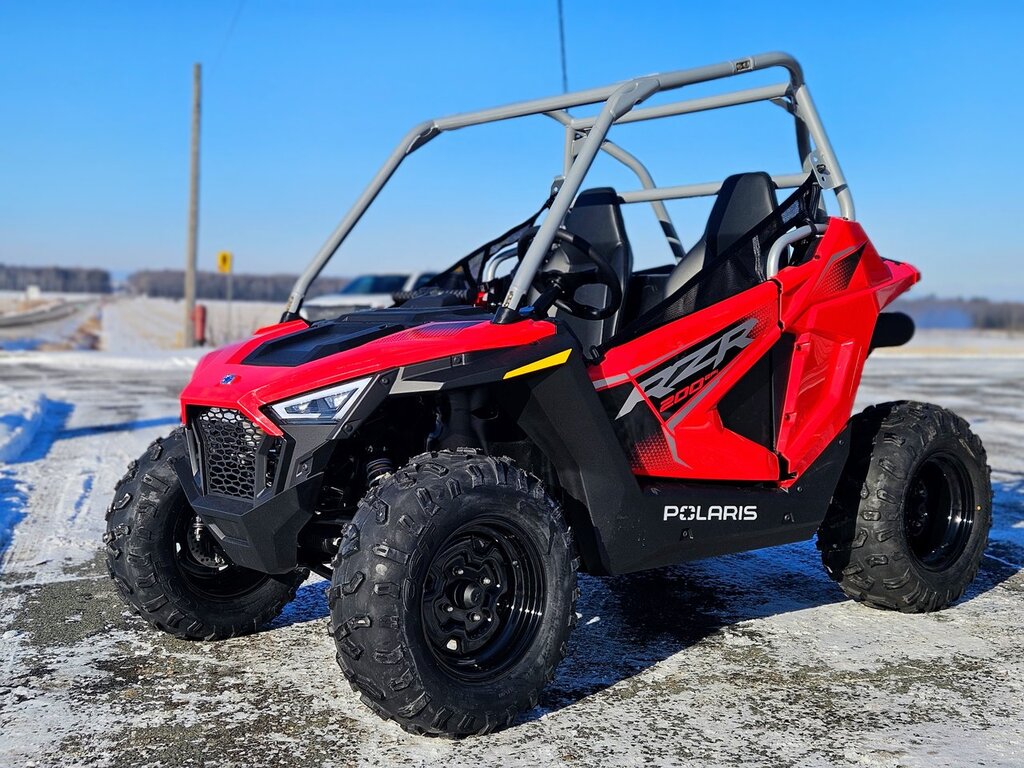 VTT Côte-à-côte Polaris RZR 200 EFI 2026 à vendre