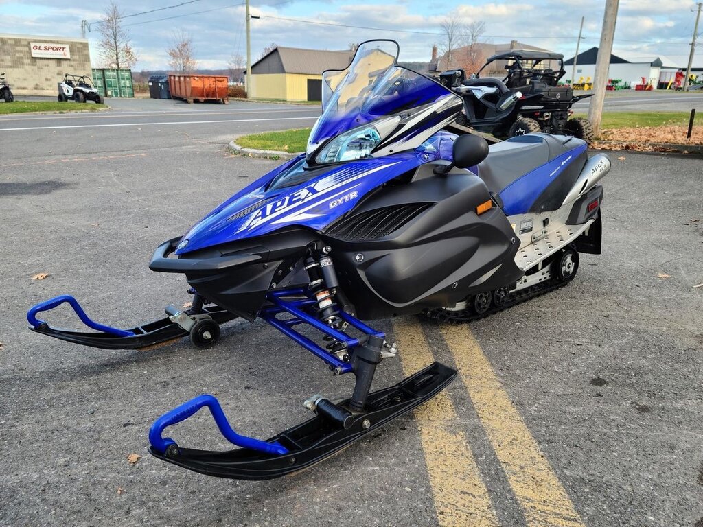 Motoneige Yamaha 2009 à vendre