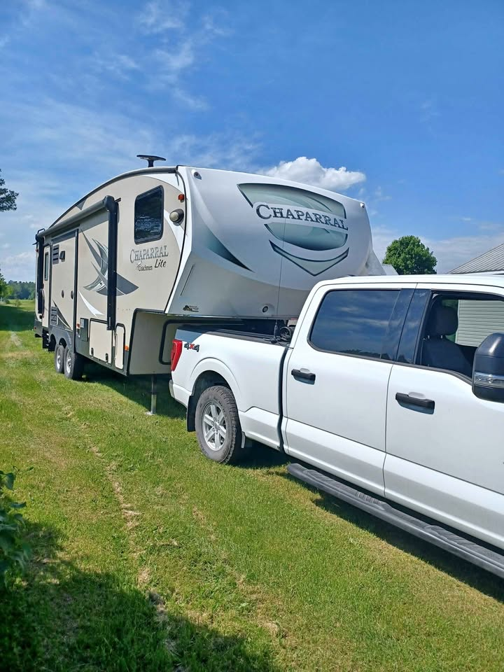 Véhicule récréatif Coachmen Chaparral 2018 à vendre