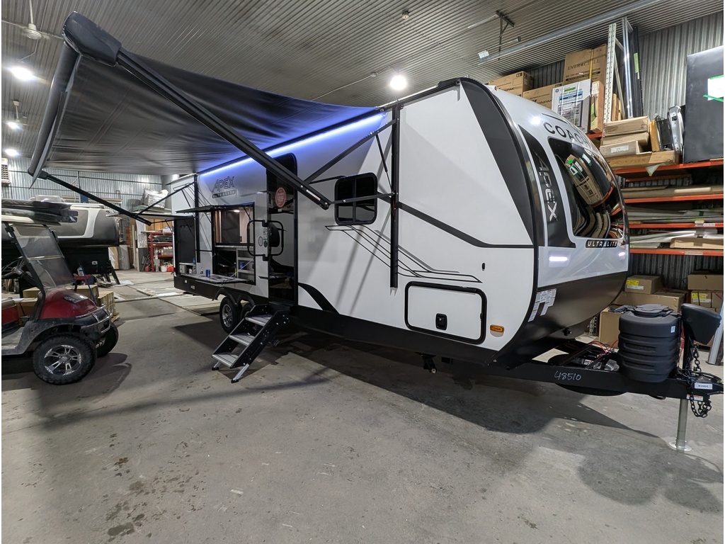 Roulotte Apex 242BARV 2025 à vendre