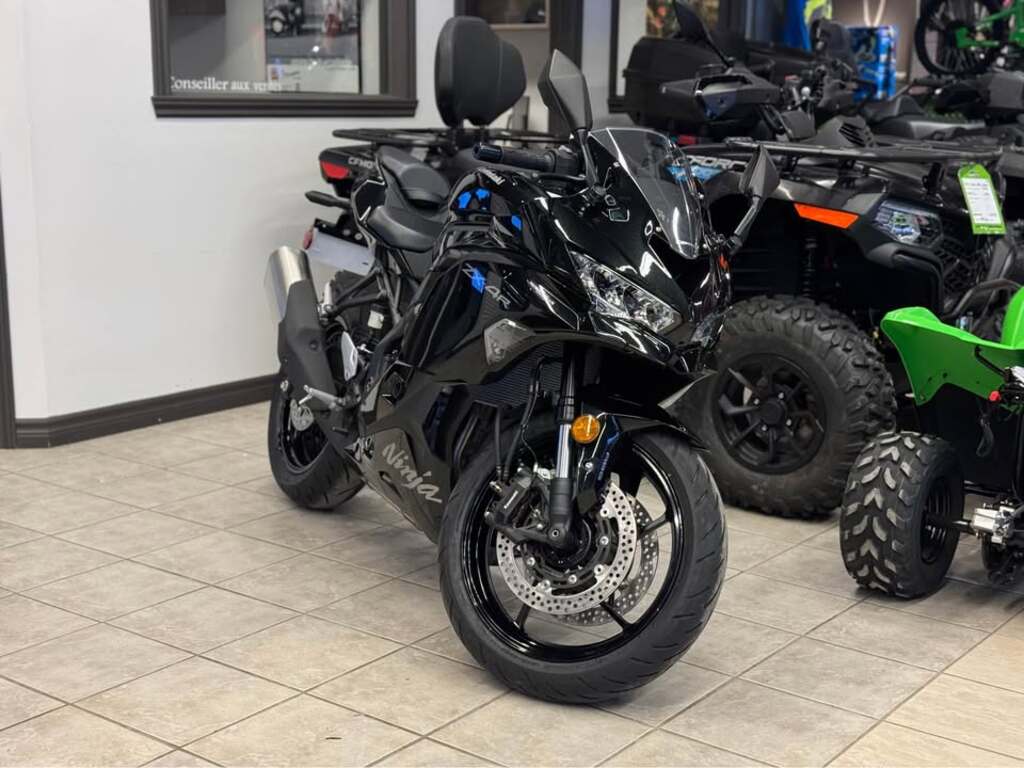 Moto sport Kawasaki Ninja ZX-4R 2025 à vendre