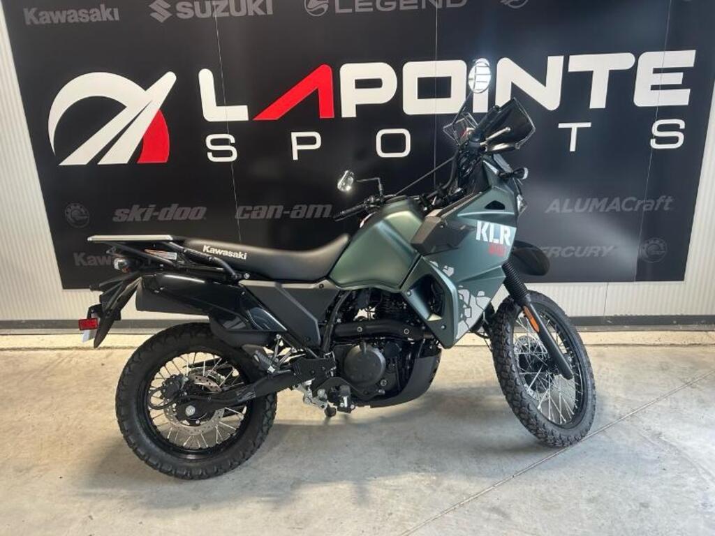 Moto double usage Kawasaki KLR650 2025 à vendre