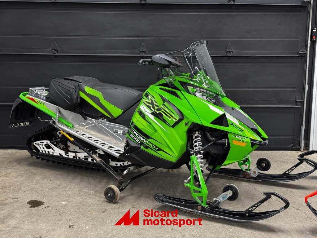Motoneige Arctic Cat  2017 à vendre
