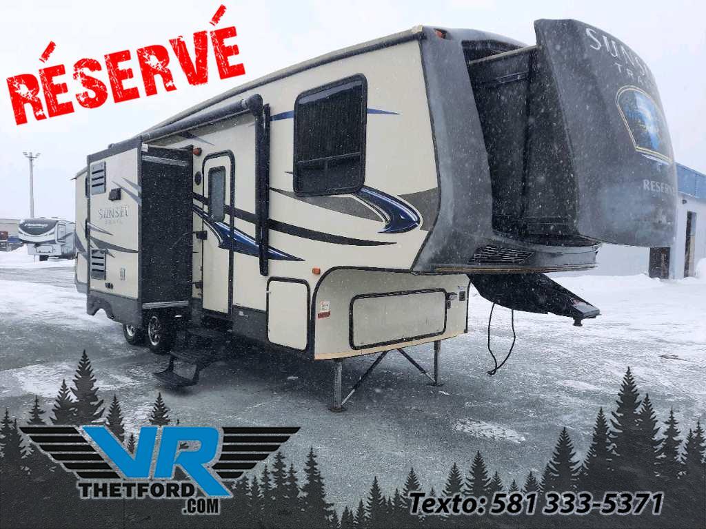 Fifth Wheel Crossroads  2014 à vendre