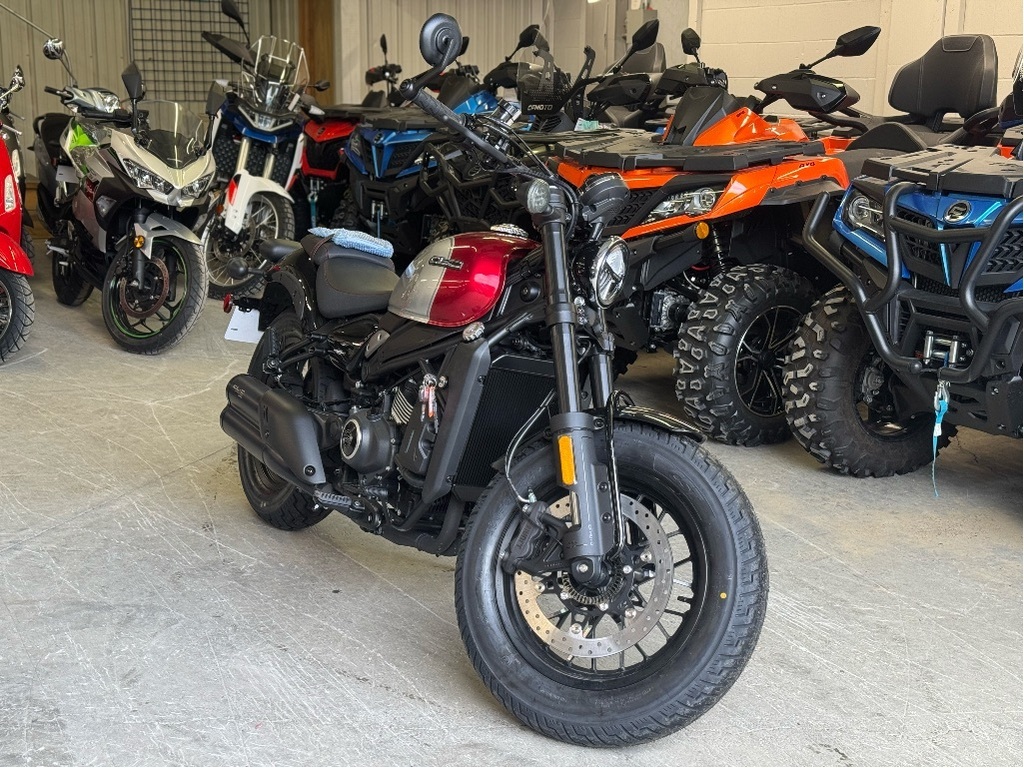 Moto routière/cruiser CFMOTO 2025 à vendre