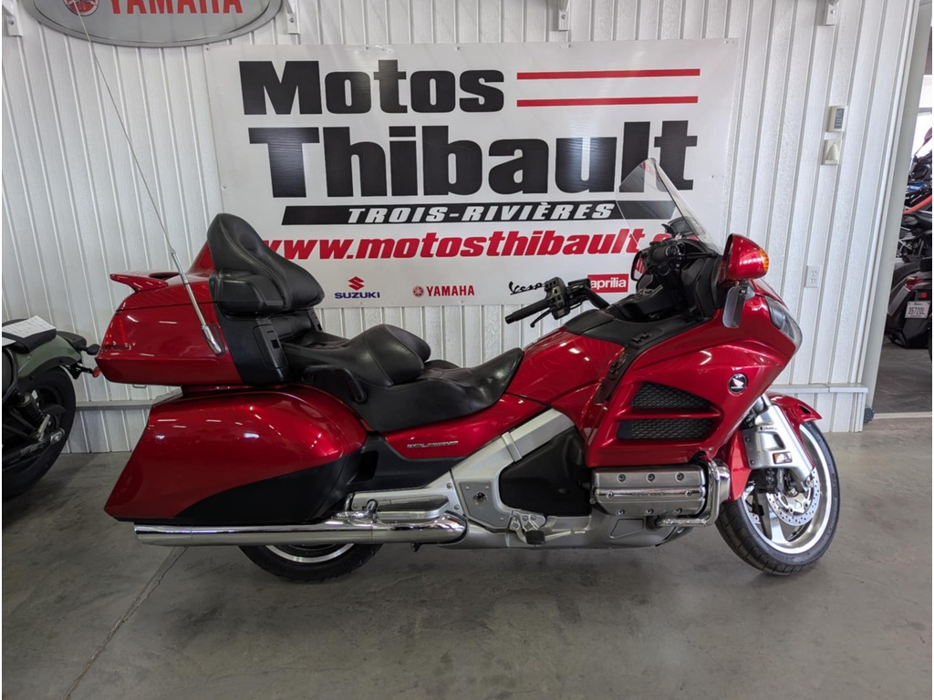 Moto tourisme Honda 2014 à vendre