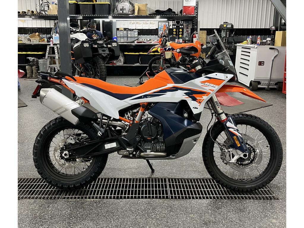 Moto double usage KTM 2025 à vendre