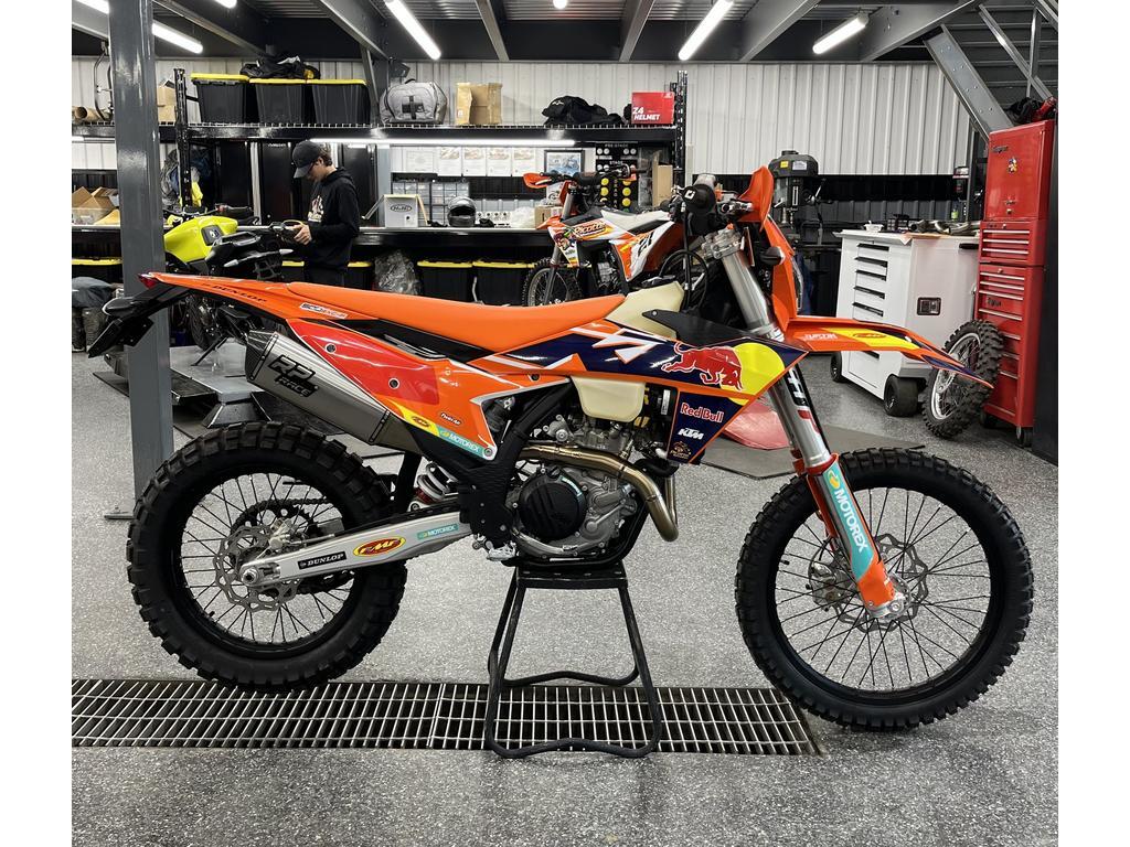 Moto double usage KTM 2024 à vendre