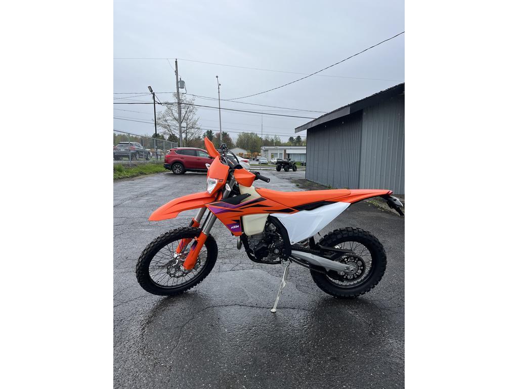Moto double usage KTM  2024 à vendre