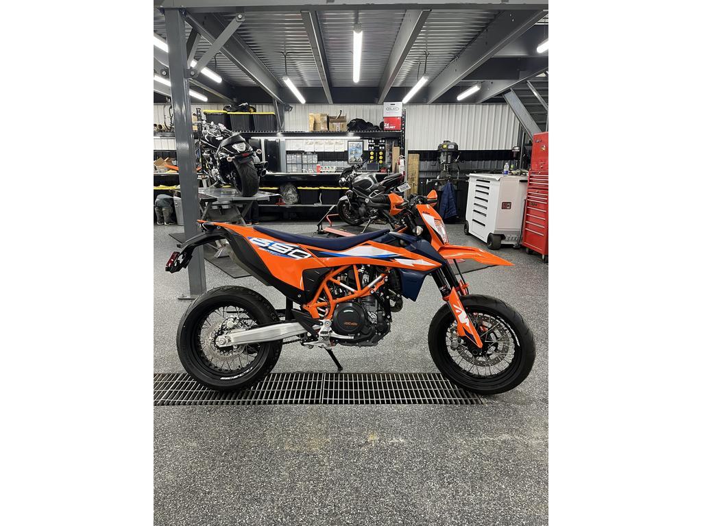 Moto tourisme KTM 2024 à vendre