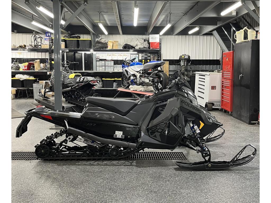 Motoneige Polaris Patriot Boost INDY VR1 137 2025 à vendre