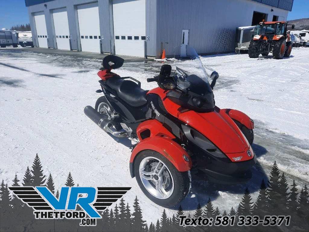 Moto routière - Moto cruiser Can-Am  2009 à vendre