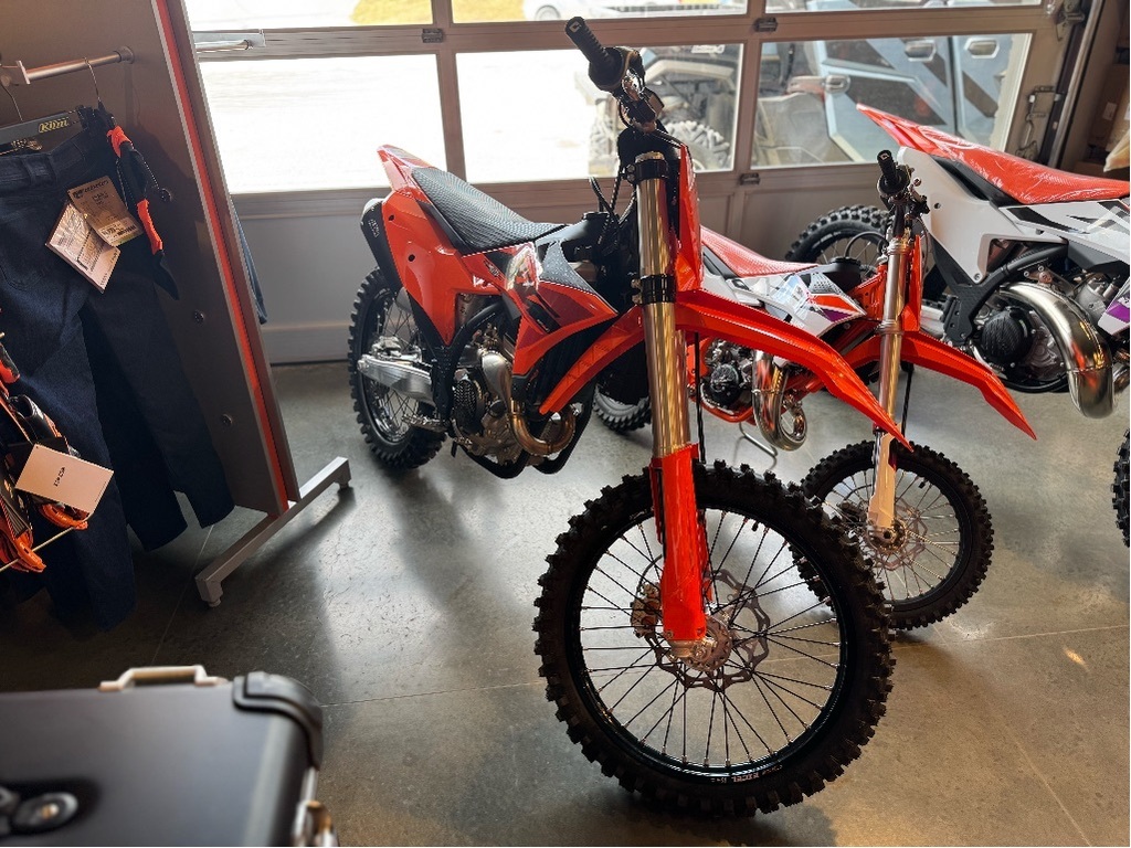 Motocross KTM 250 SX-F 2025 à vendre