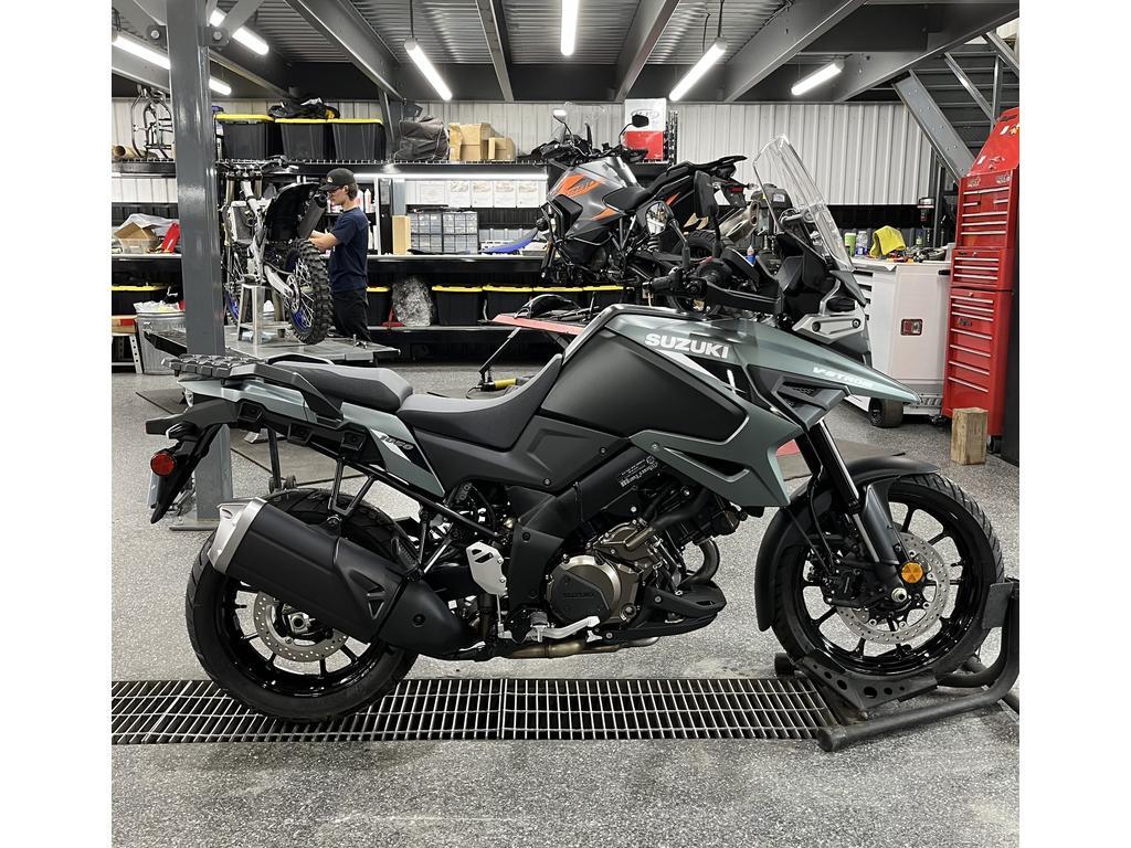 Moto double usage Suzuki 2025 à vendre