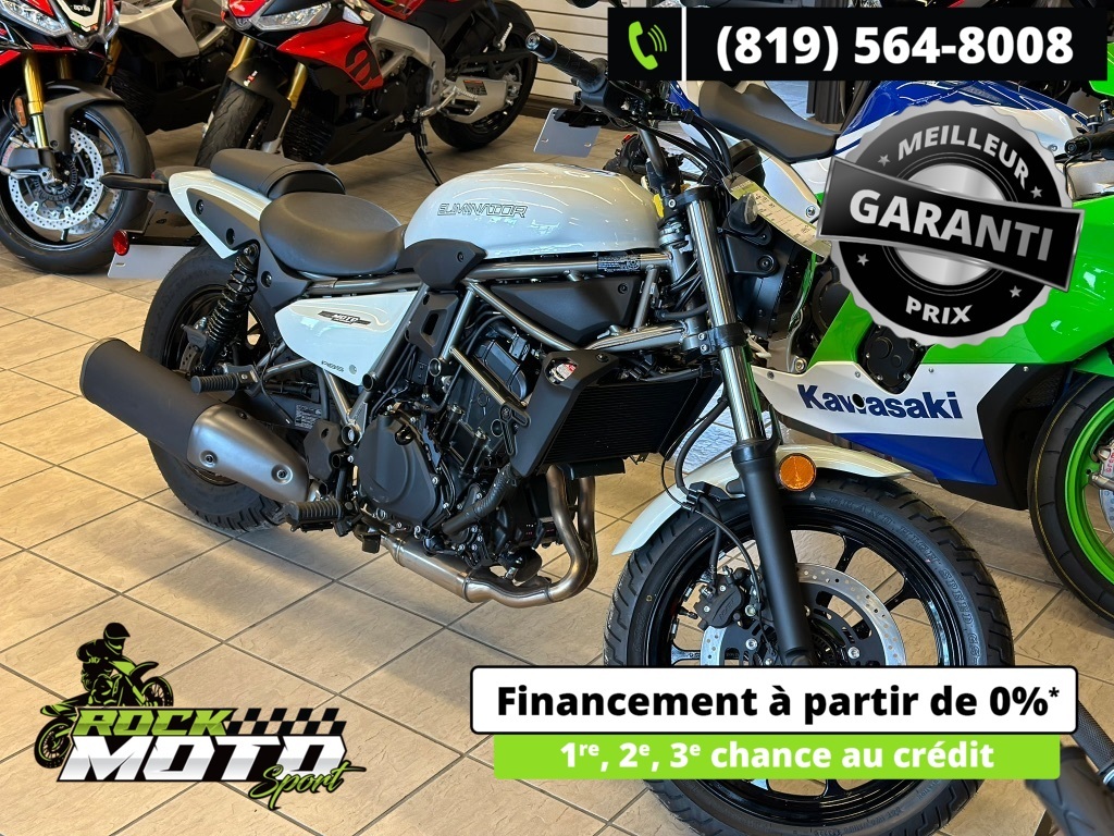 Road Bike and cruiser motorcyle Kawasaki  2024 à vendre