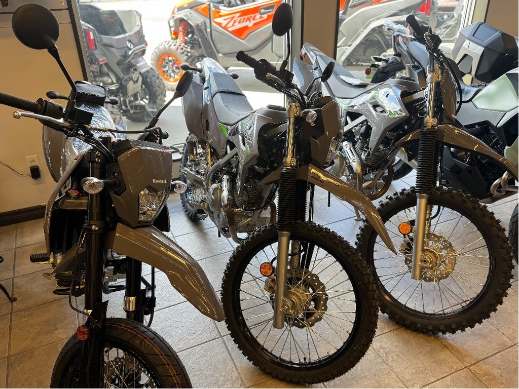 Moto double usage Kawasaki KLX230 S 2025 à vendre